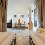 Schoenblick - F 55 By Interhome Apartman *